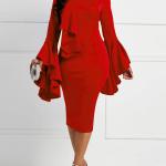 Robe élégante femme en rouge uni à manches bouffantes et col montant