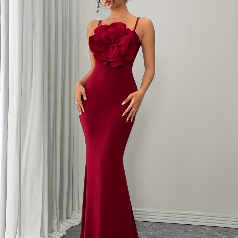 Robe moulante rouge à grand motif floral pour femmes, tendance et élégante